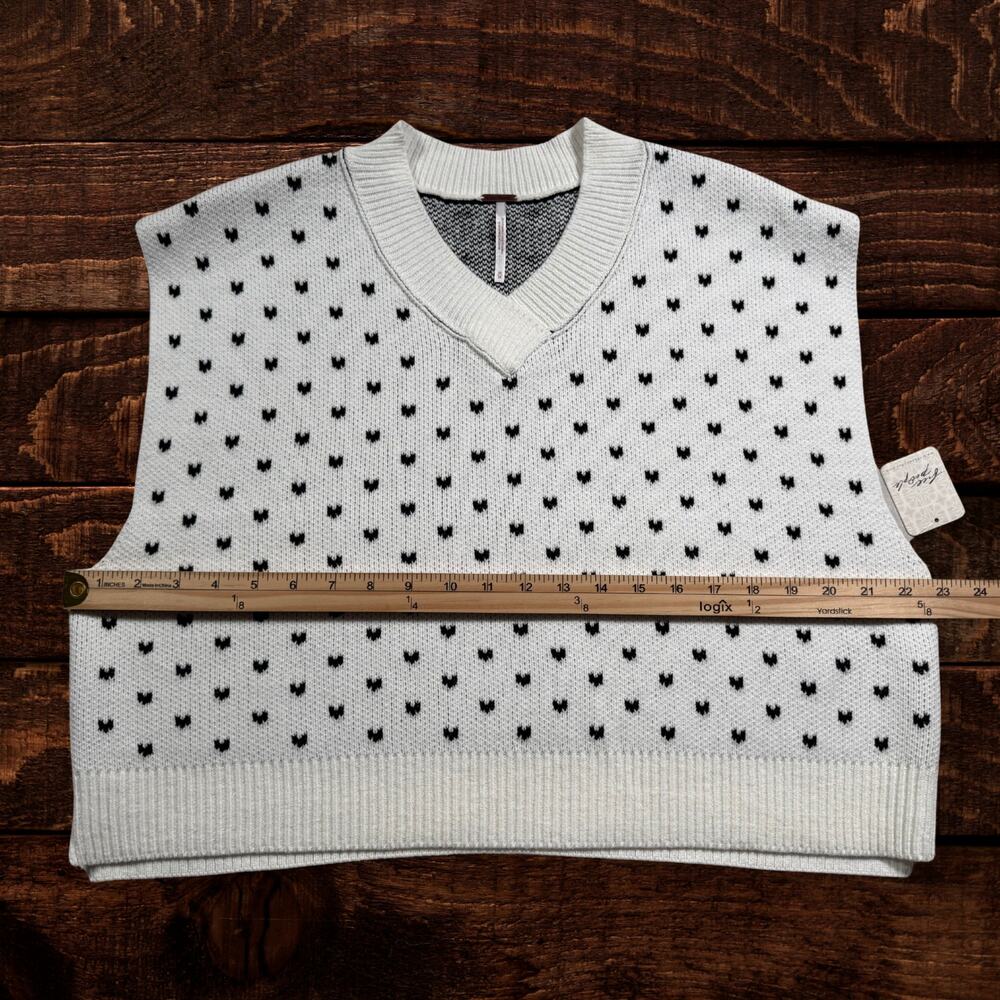 Free People Heart Pattern Easy Street Oversized Boxy Sweater Vest Medium - Picture 7 of 9